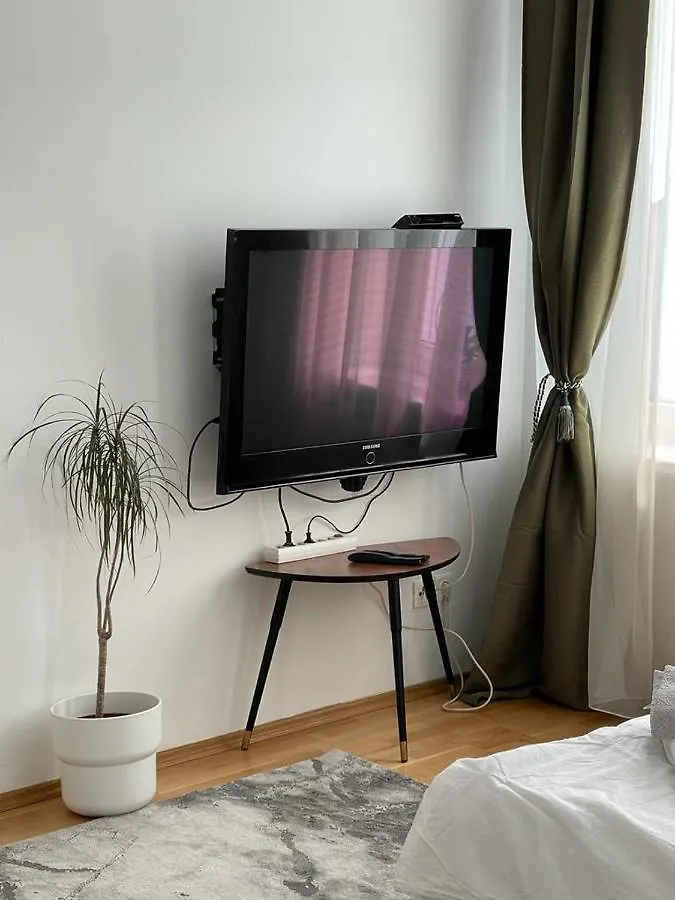 Vienna City Apartment 2